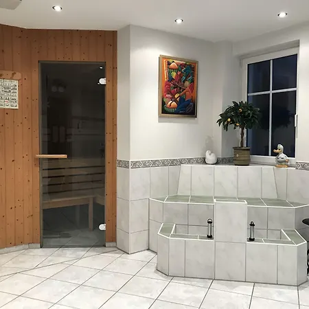 Zartenbach 3* הינטרצארטן